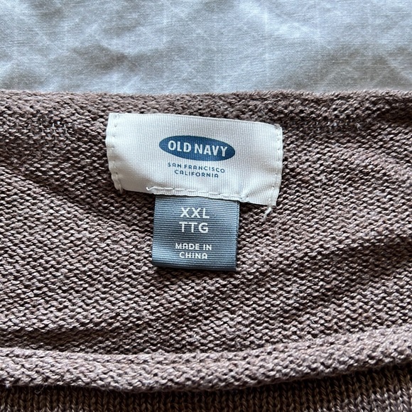 XXL Old Navy sweater - Picture 2 of 3
